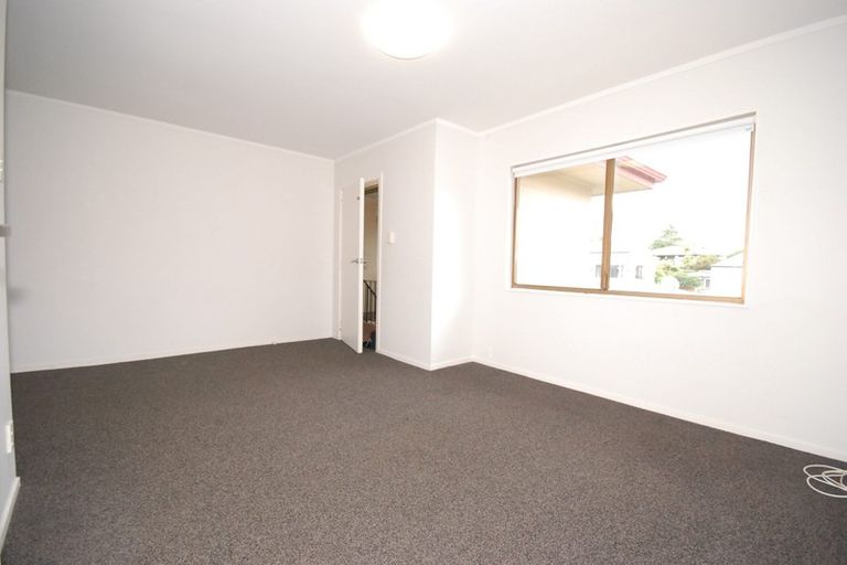 Photo of property in 1d/88 Aroha Avenue, Sandringham, Auckland, 1025