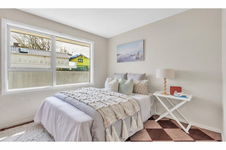 Photo of property in 21 Tonks Street, North New Brighton, Christchurch, 8083