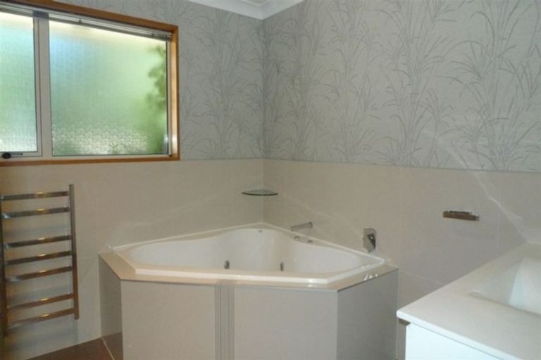 Photo of property in 10 Faith Place, West Melton, Christchurch, 7675