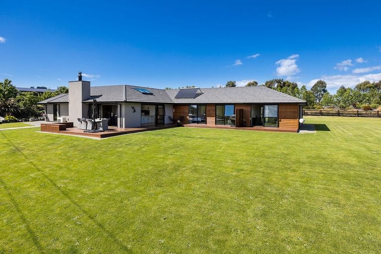 Photo of property in 47 Awa Toru Drive, Fairfield, Dunedin, 9018