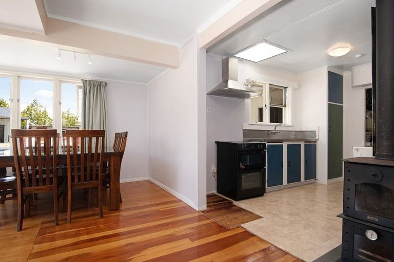 Photo of property in 83 Clyde Crescent, Roslyn, Palmerston North, 4414