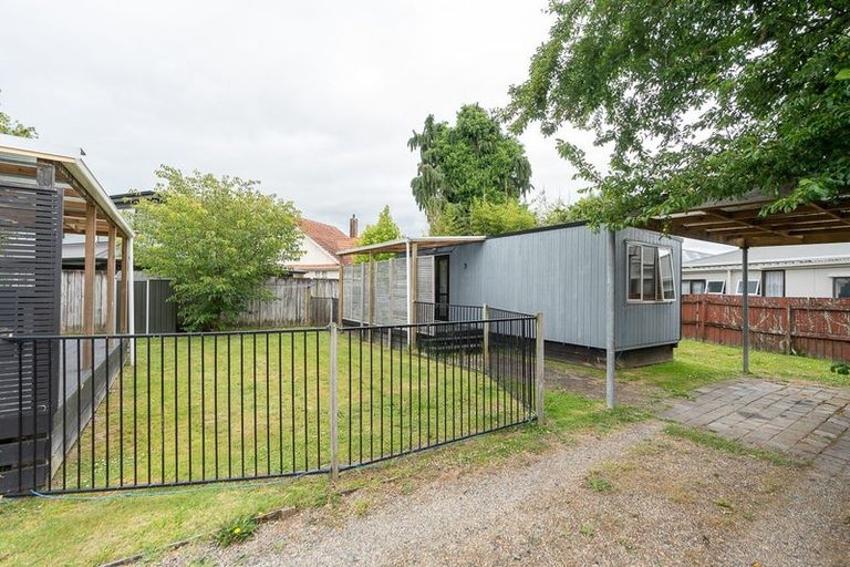 Photo of property in 4 Williams Place, Fairfield, Hamilton, 3214