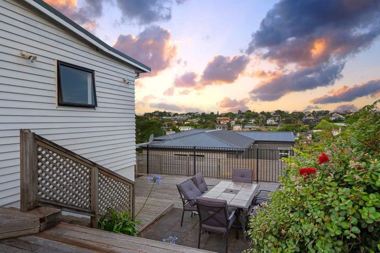 Photo of property in 42 Nigel Road, Browns Bay, Auckland, 0630