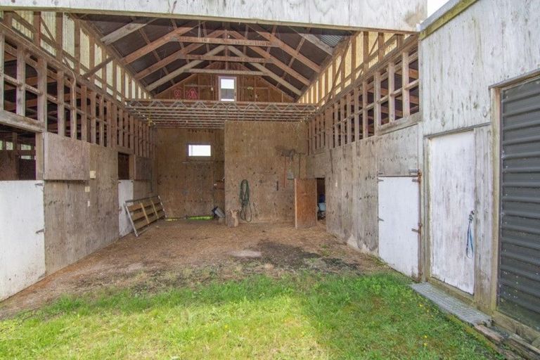 Photo of property in 3483 Kaipara Coast Highway, Glorit, Warkworth, 0984