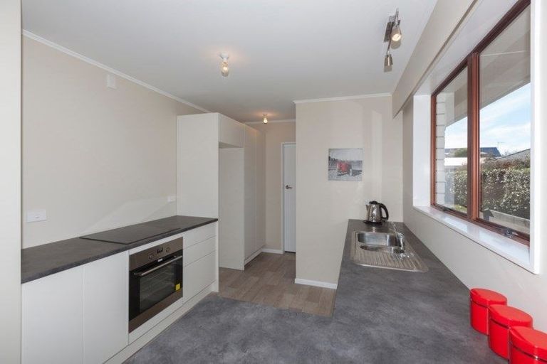 Photo of property in 2/21 Warrimoo Street, Paraparaumu, 5032