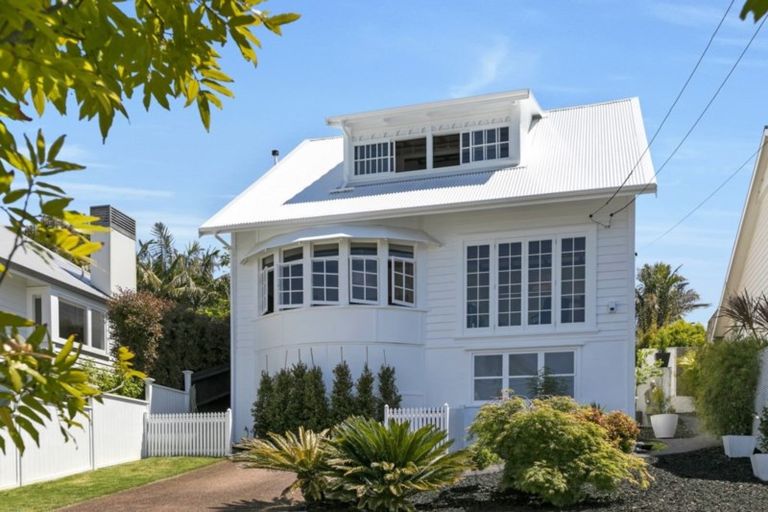 Photo of property in 42 Lawrence Street, Herne Bay, Auckland, 1011