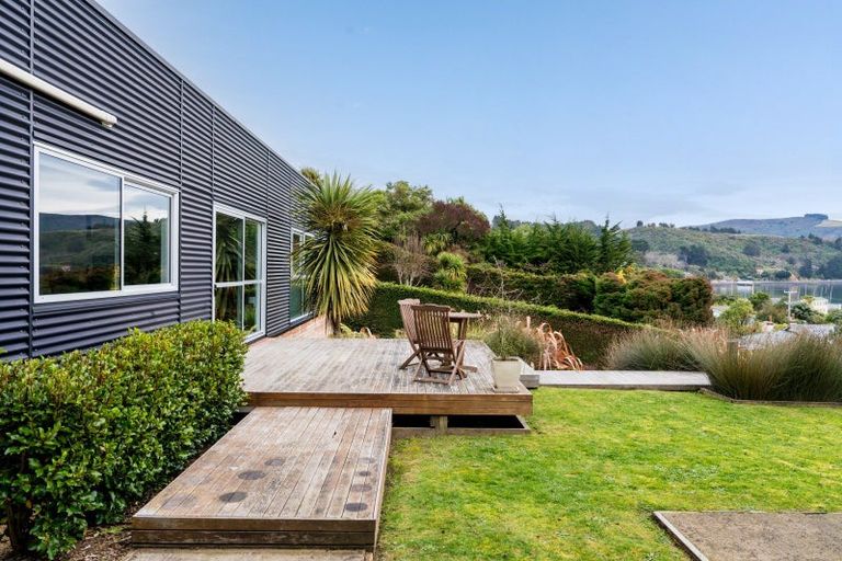 Photo of property in 35 Waikana Street, Broad Bay, Dunedin, 9014