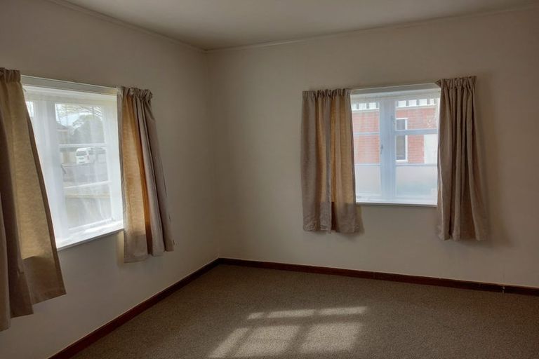 Photo of property in 174 Cook Street, West End, Palmerston North, 4410