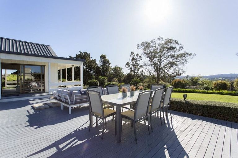 Photo of property in 167 Anderson Road, Helensville, 0875