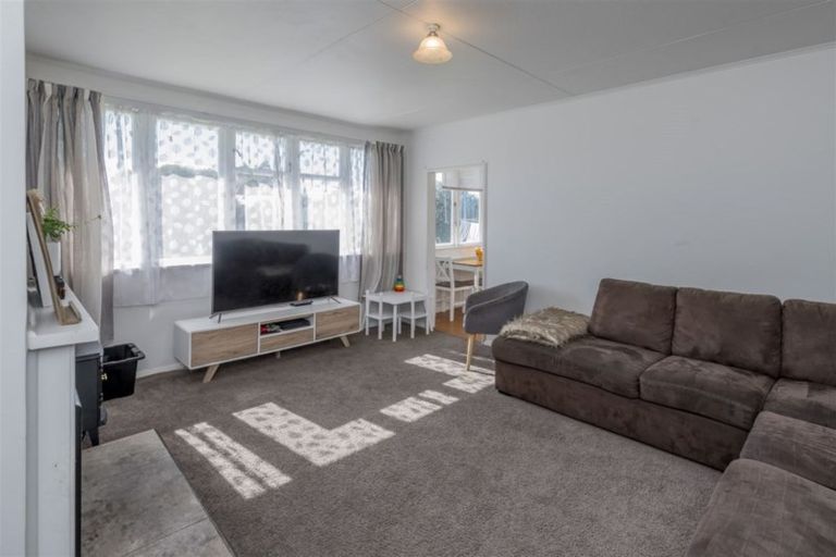 Photo of property in 5 Totara Place, Otaki, 5512