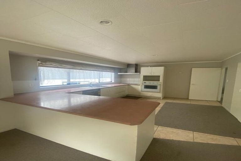 Photo of property in 21 Hakea Place, Totara Heights, Auckland, 2105