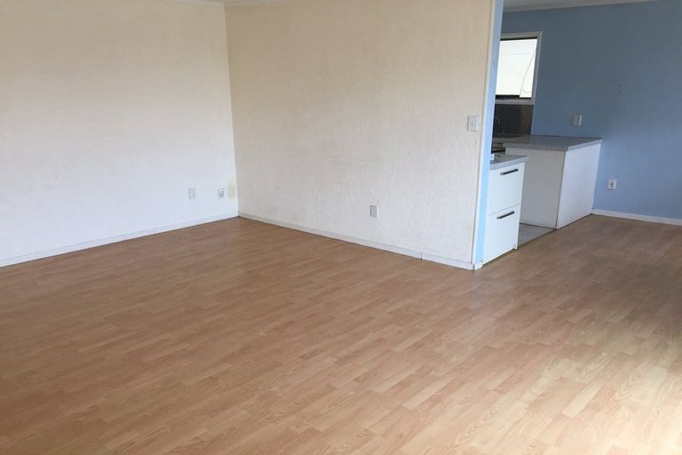 Photo of property in 294 Bucklands Beach Road, Bucklands Beach, Auckland, 2012