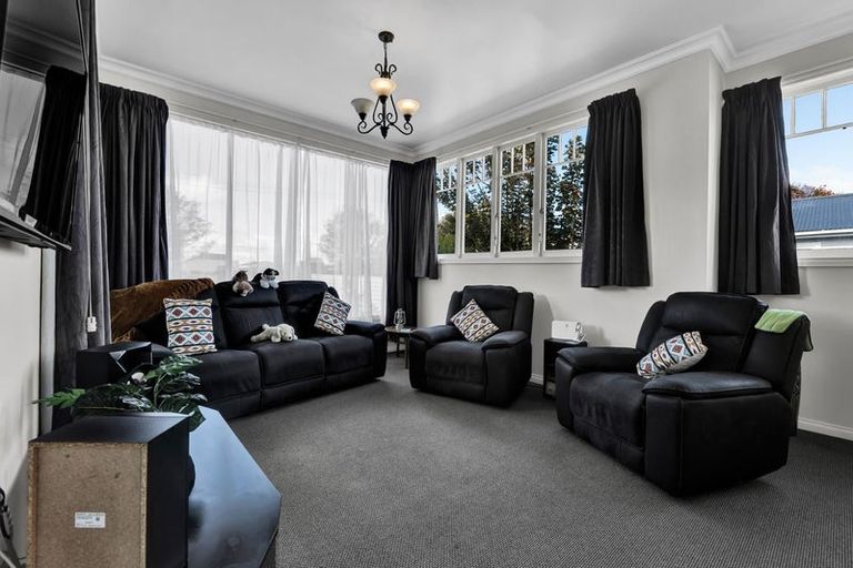 Photo of property in 401 Waihi Road, Normanby, Hawera, 4614