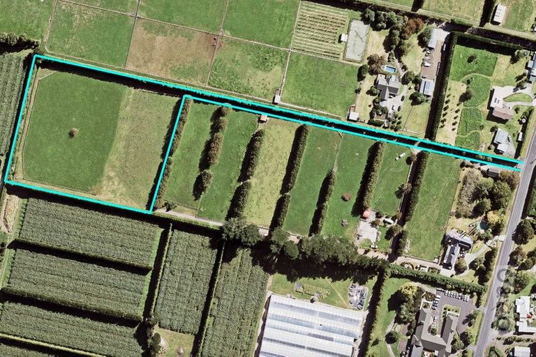 Photo of property in 138 Taupaki Road, Taupaki, 0782