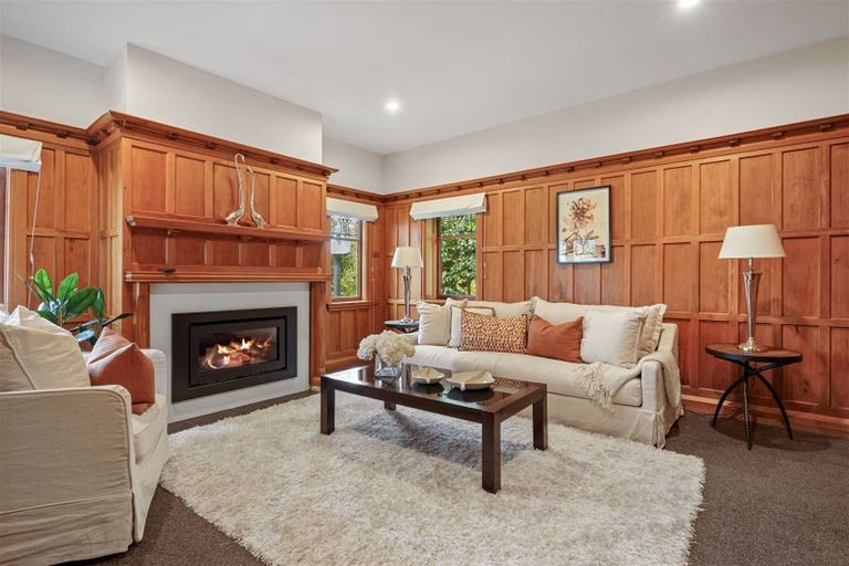 Photo of property in 1 Bradnor Road, Fendalton, Christchurch, 8052