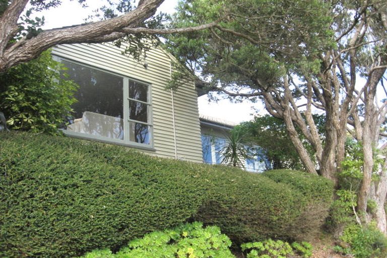 Photo of property in 15 Hurman Street, Karori, Wellington, 6012