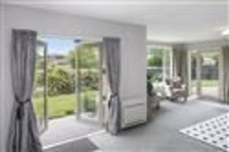 Photo of property in 63 Hounslow Street, Ilam, Christchurch, 8041