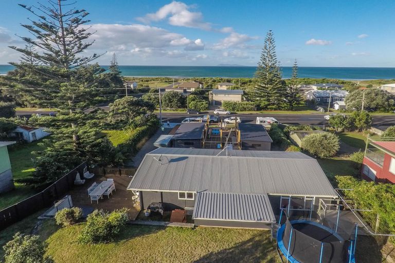 Photo of property in 174b Seaforth Road, Waihi Beach, 3611