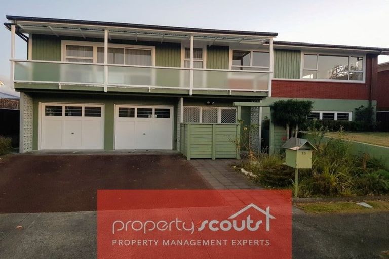 Photo of property in 13 Longview Drive, Merrilands, New Plymouth, 4312