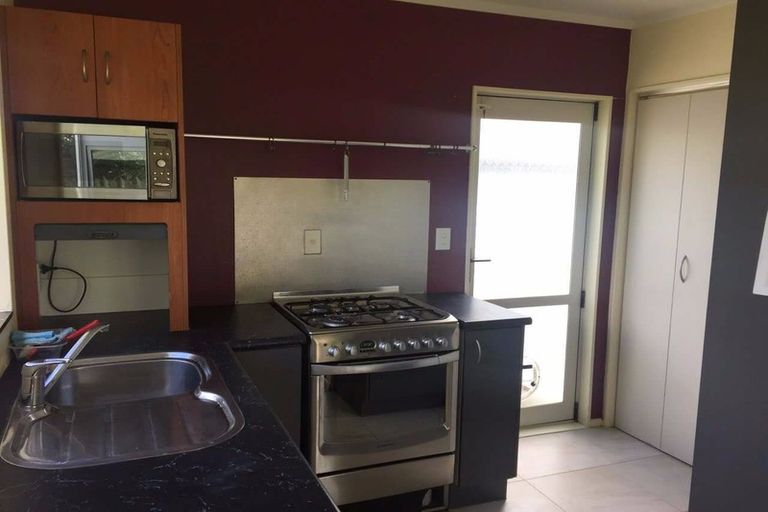 Photo of property in 13a Becroft Drive, Forrest Hill, Auckland, 0620