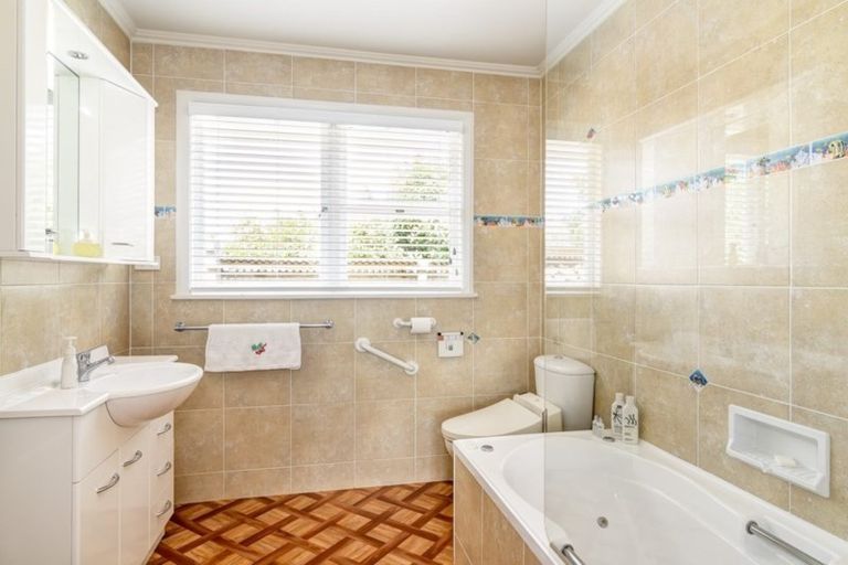 Photo of property in 26 Anarewa Crescent, Kaiteriteri, Motueka, 7197