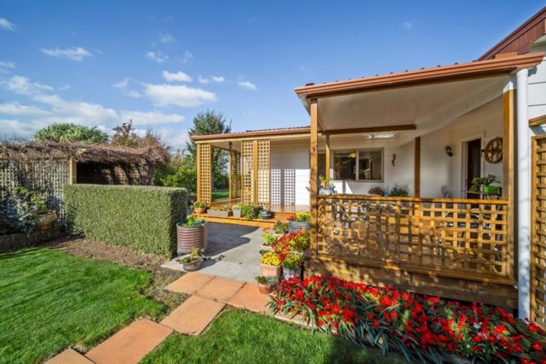 Photo of property in 357 Katene Road, Normanby, Hawera, 4675