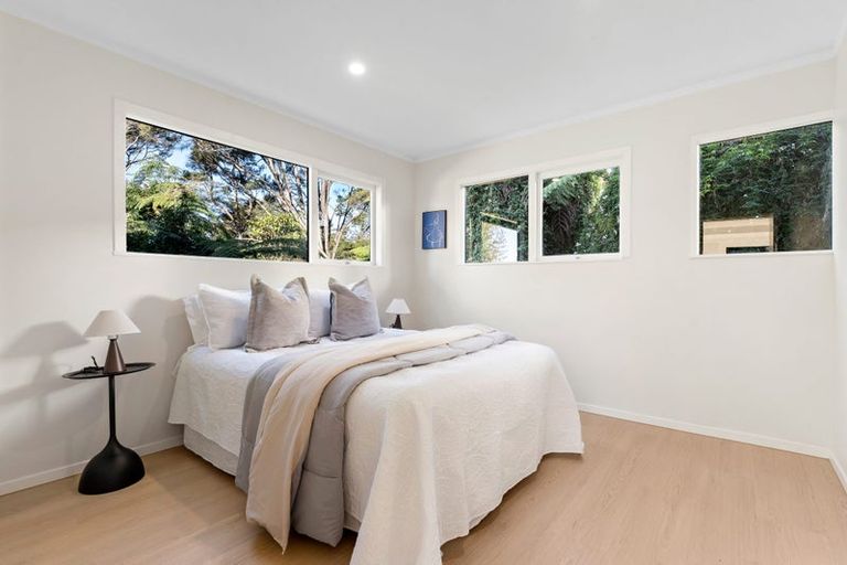 Photo of property in 137 Albany Highway, Unsworth Heights, Auckland, 0632