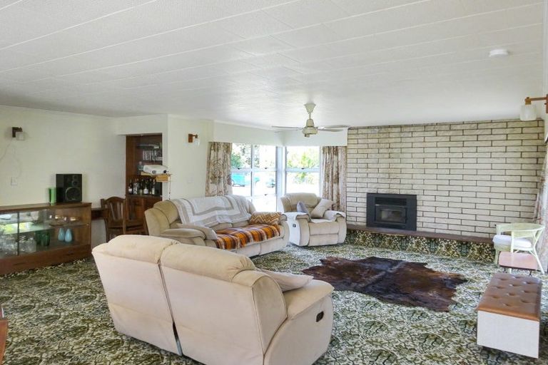 Photo of property in 7 Hennessy Street East, Foxton Beach, Foxton, 4815