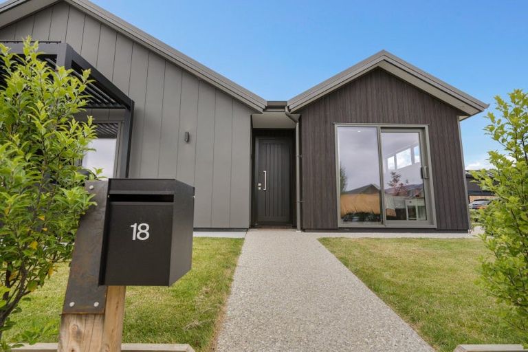 Photo of property in 18 Magnum Drive, Cromwell, 9310