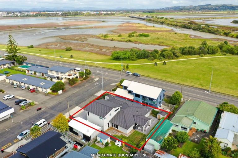 Photo of property in 1 Alfred Street, Westshore, Napier, 4110