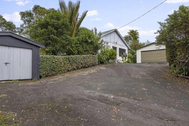 Photo of property in 2329 South Road, Okato, 4335