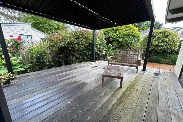 Photo of property in 15 Oakmont Place, Wattle Downs, Auckland, 2103