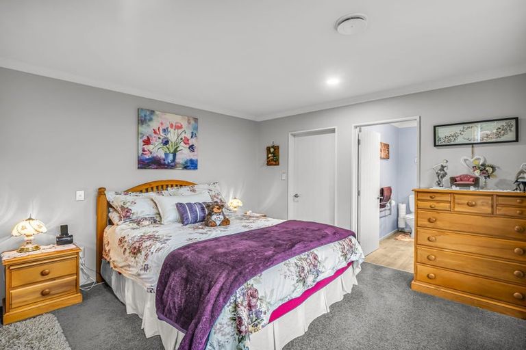 Photo of property in 10 Ropley Street, Amberley, 7410