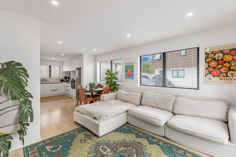 Photo of property in 133b Lancaster Road, Beach Haven, Auckland, 0626