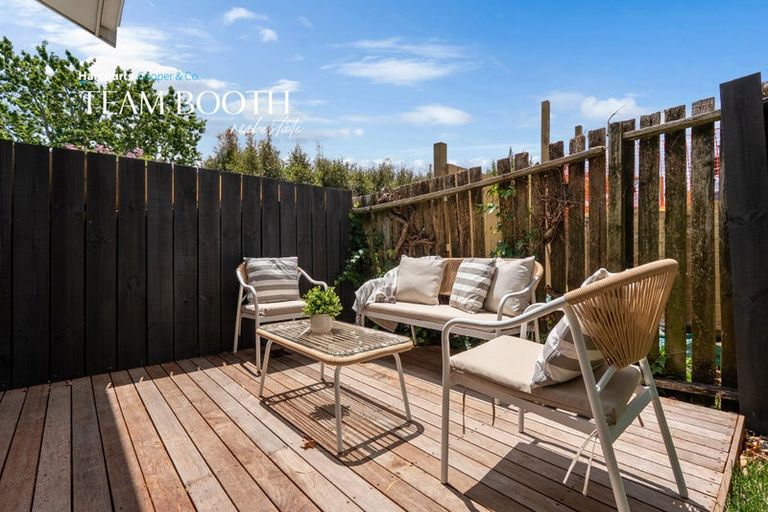 Photo of property in 32a Bayview Road, Bayview, Auckland, 0629