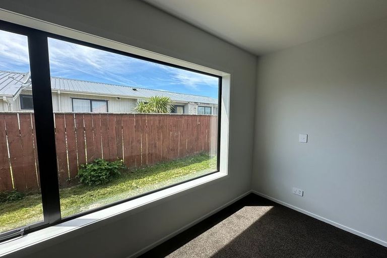 Photo of property in 2a Churton Crescent, Taita, Lower Hutt, 5011