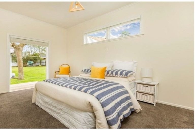 Photo of property in 4 Camp Road, Mount Wellington, Auckland, 1062