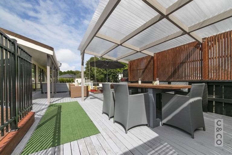 Photo of property in 8 Duke Street, Riverhead, 0820