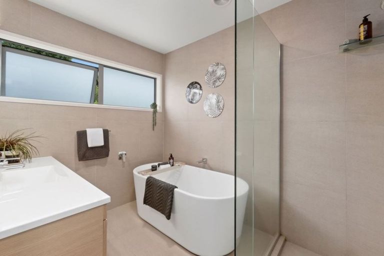 Photo of property in 1/11 Noumea Place, Mairangi Bay, Auckland, 0630