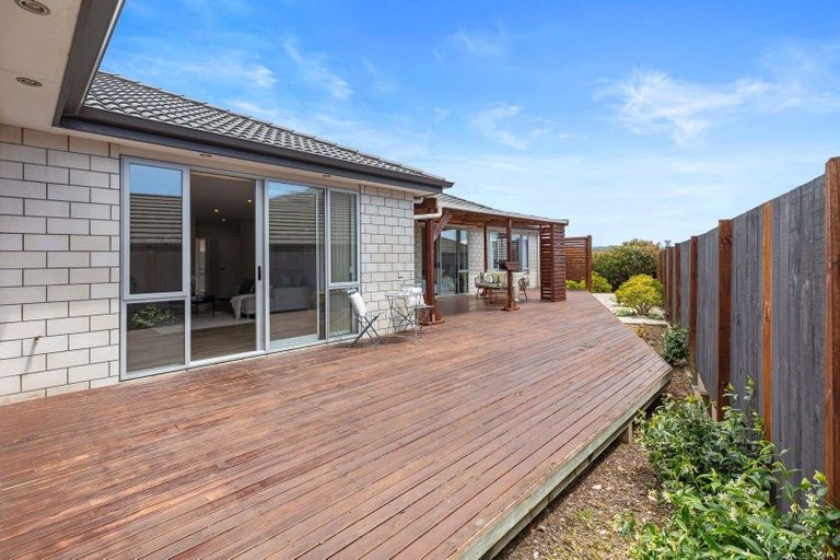 Photo of property in 59 Benmore Crescent, Pyes Pa, Tauranga, 3112