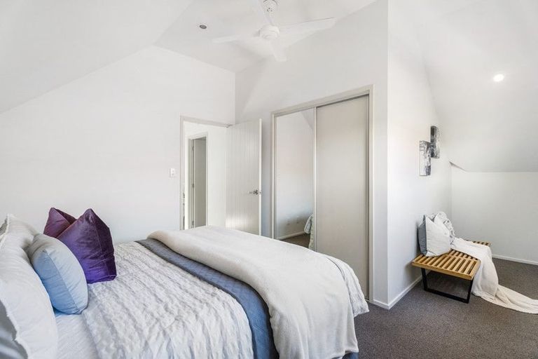 Photo of property in 1a Parkwood Crescent, Gulf Harbour, Whangaparaoa, 0930