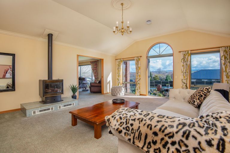 Photo of property in 4a Chatham Street, Waihola, Milton, 9073