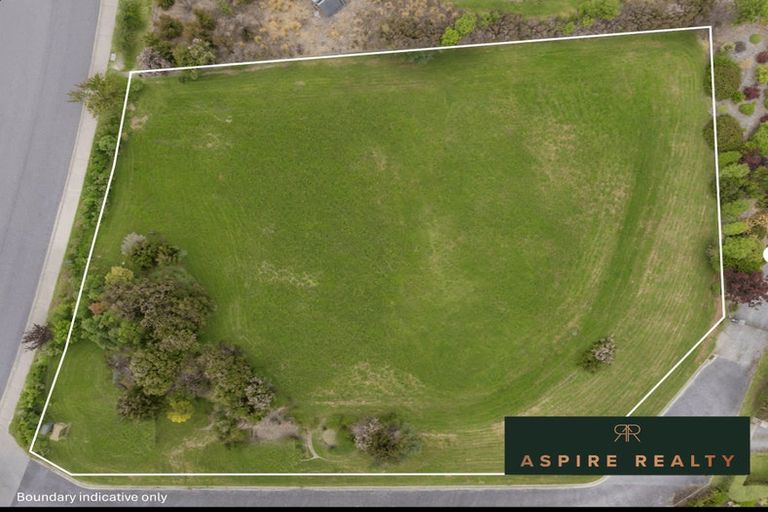 Photo of property in 33 Penrith Park Drive, Wanaka, 9305