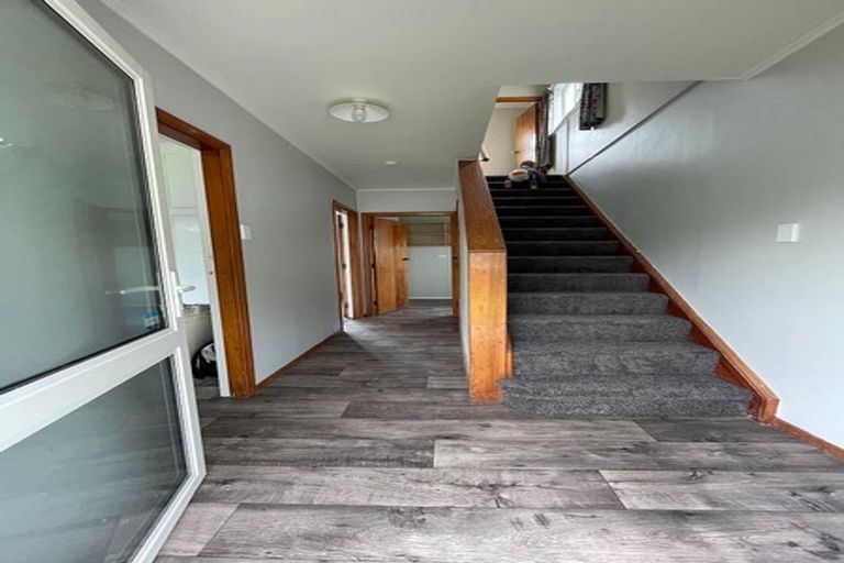 Photo of property in 2/18 Eldon Grove, Taita, Lower Hutt, 5019