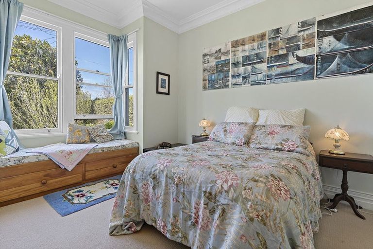 Photo of property in 27 Sackville Street, Martinborough, 5711