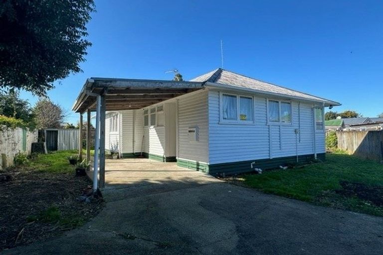 Photo of property in 7a Butler Place, Fairfield, Hamilton, 3214