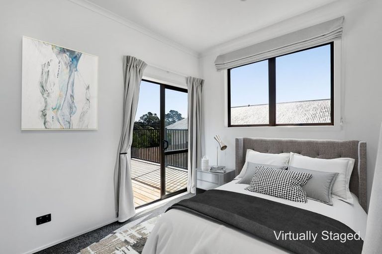 Photo of property in 115 Mangorei Road, Merrilands, New Plymouth, 4312