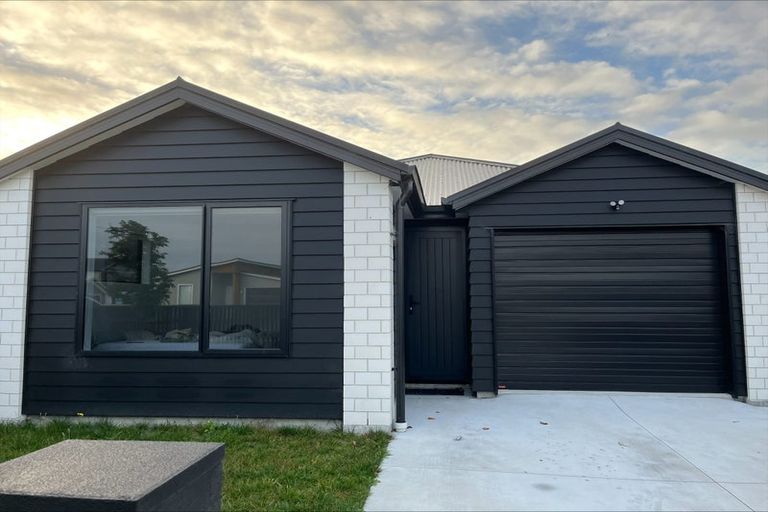 Photo of property in 5 Chrysler Street, Papamoa, 3118