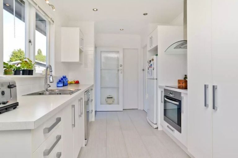 Photo of property in 17 Claremont Avenue, Chartwell, Hamilton, 3210