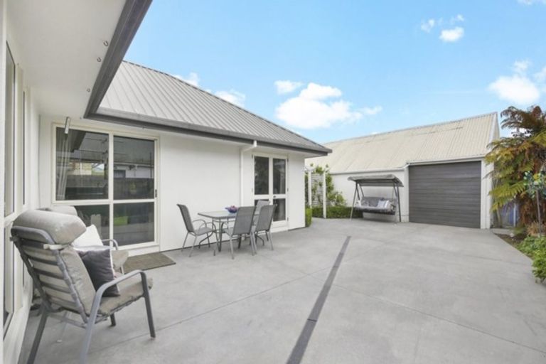 Photo of property in 335 Hendersons Road, Hoon Hay, Christchurch, 8025